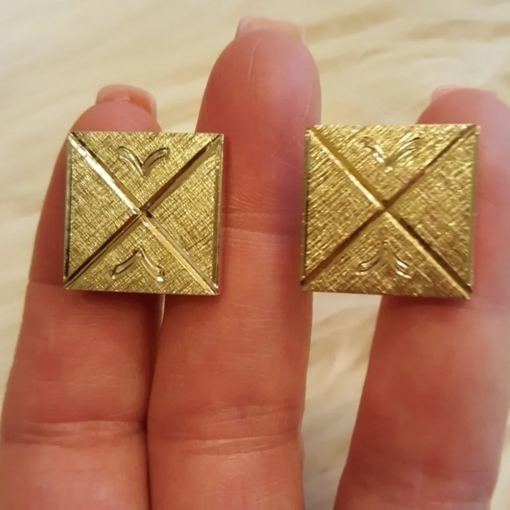 MEN'S GOLD TONE ‎ 
